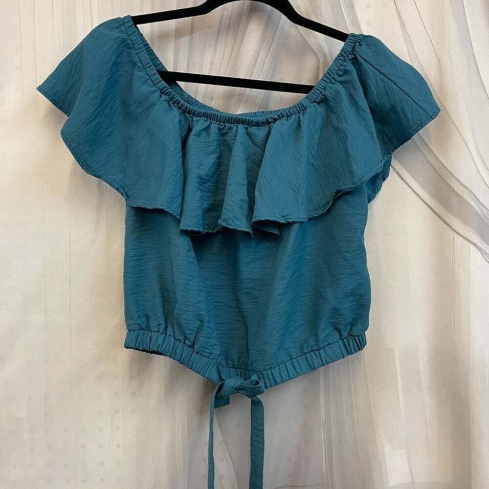 The nines S Small Ruffled Off-Shoulder Teal Crop Top with Tie Hem